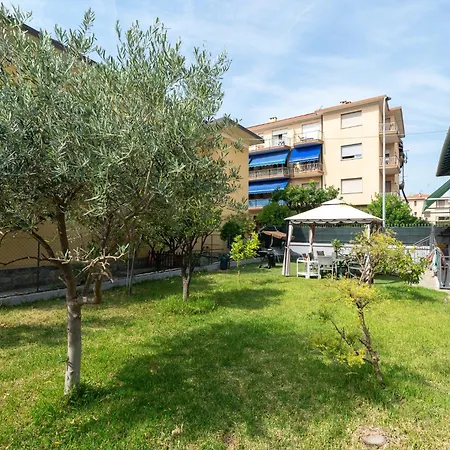 - 300m From Sea * Bordighera