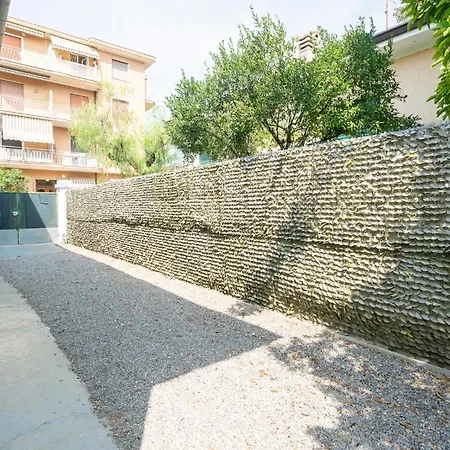 Casa vacanze - 300m From Sea Bordighera